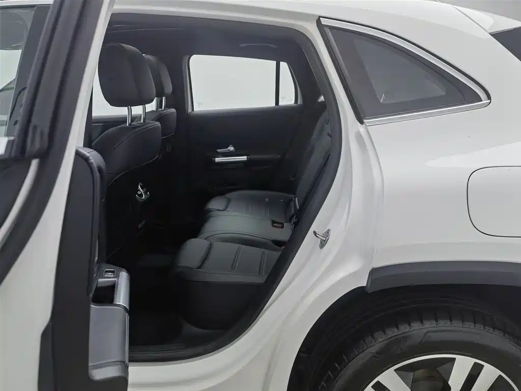 Mercedes-Benz GLA 2022 — фото 15