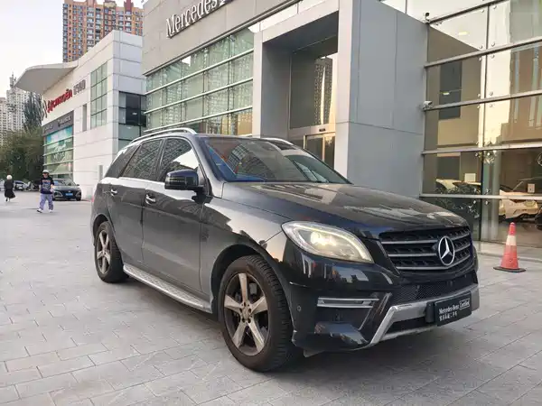 Mercedes-Benz M-Class 2013