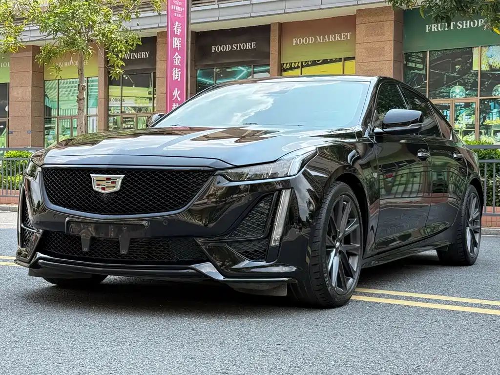 Cadillac CT5 2023 — фото 1