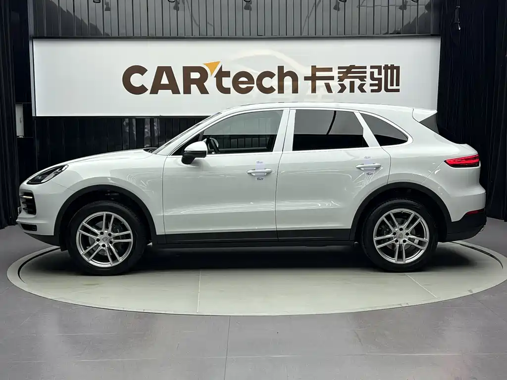 Porsche Cayenne 2019 — фото 4
