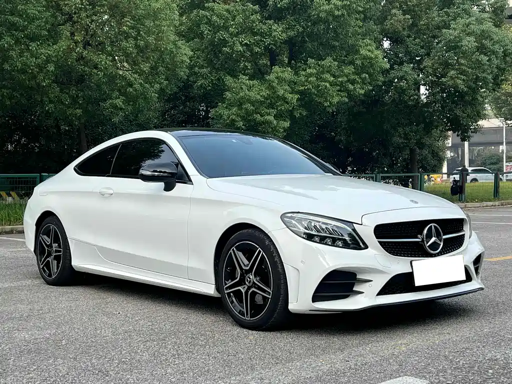Mercedes-Benz C-Class 2021