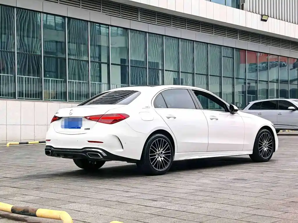 Mercedes-Benz C-Class 2022 — фото 12