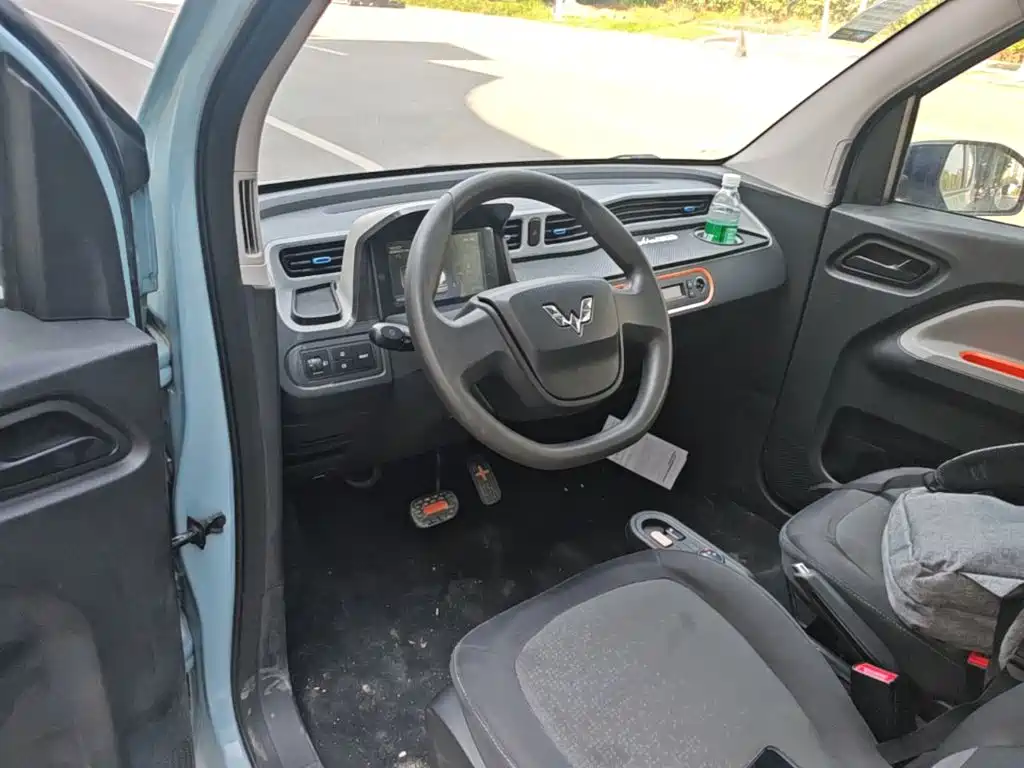 Wuling MINIEV 2021 — фото 10
