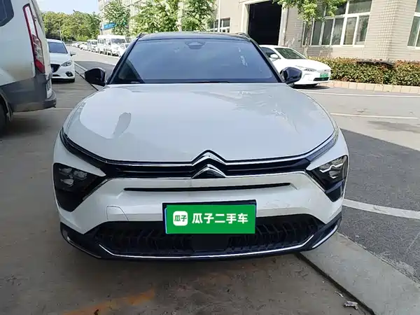 Citroën Versailles C5 X 2021