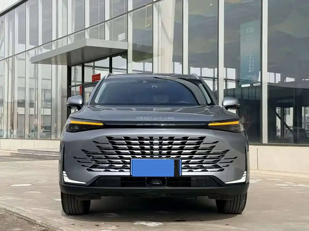 BAIC X7 2023 — фото 2