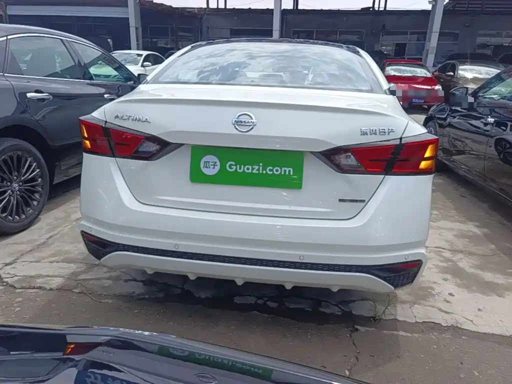 Nissan Teana 2026