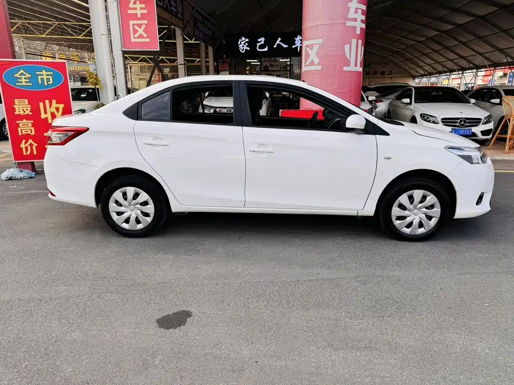 Toyota Vios 2016 — фото 14