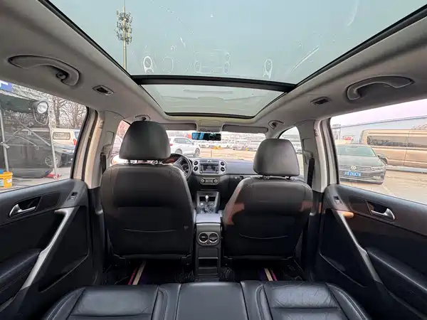Volkswagen Tiguan 2012