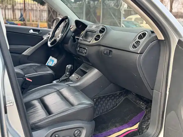 Volkswagen Tiguan 2012