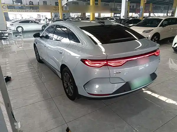 BYD Qin L 2025