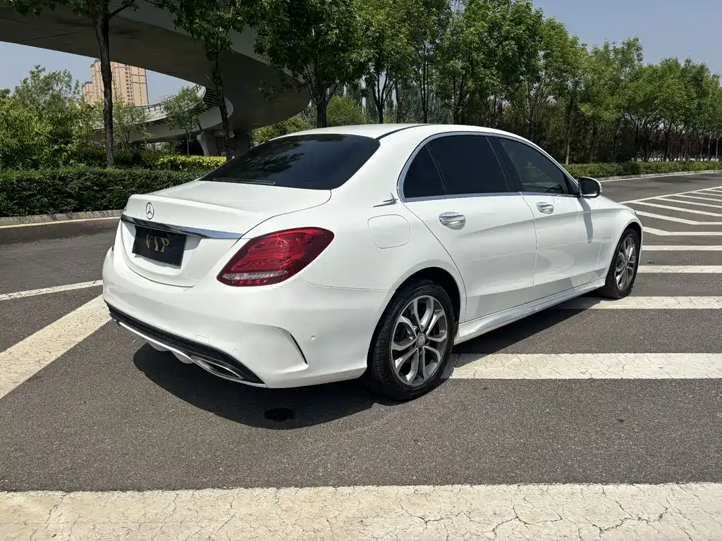 Mercedes-Benz C-Class 2016 — фото 10