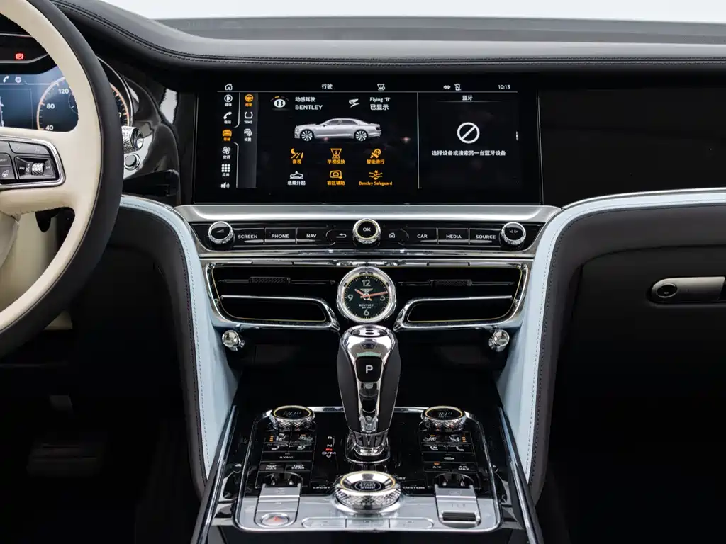 Bentley Flying Spur 2024 — фото 9