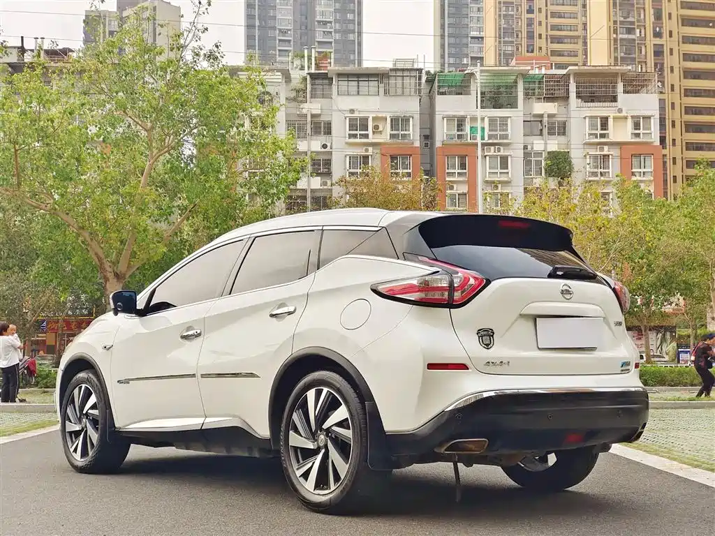 Nissan Murano 2017 — фото 9