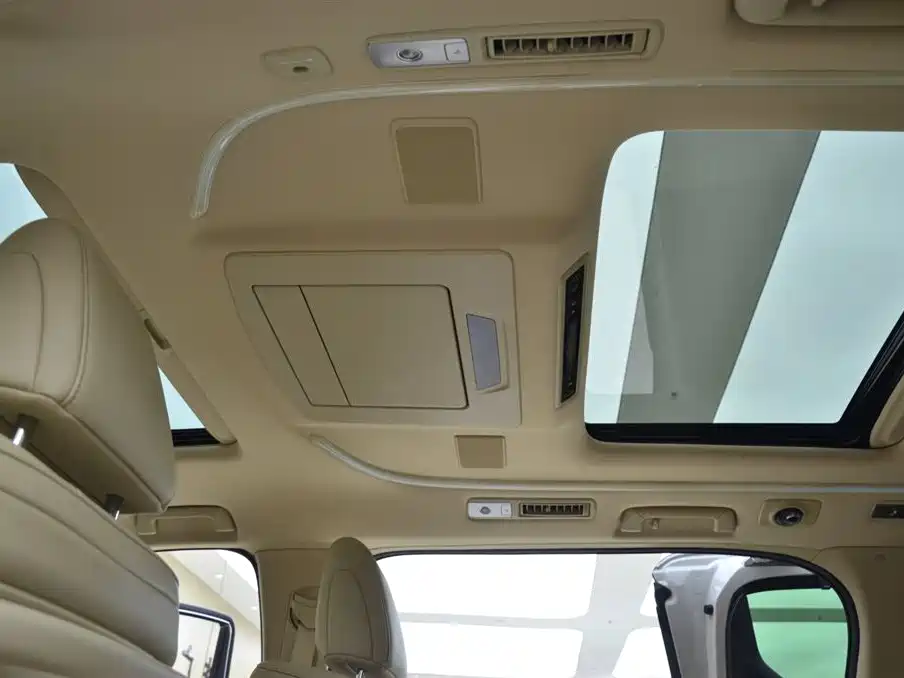 Toyota Alphard 2020 — фото 6