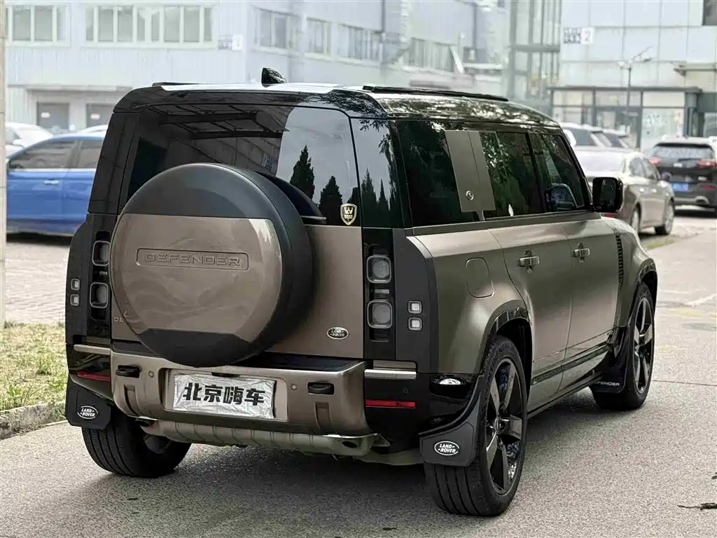 Land Rover Defender 2021 — фото 5