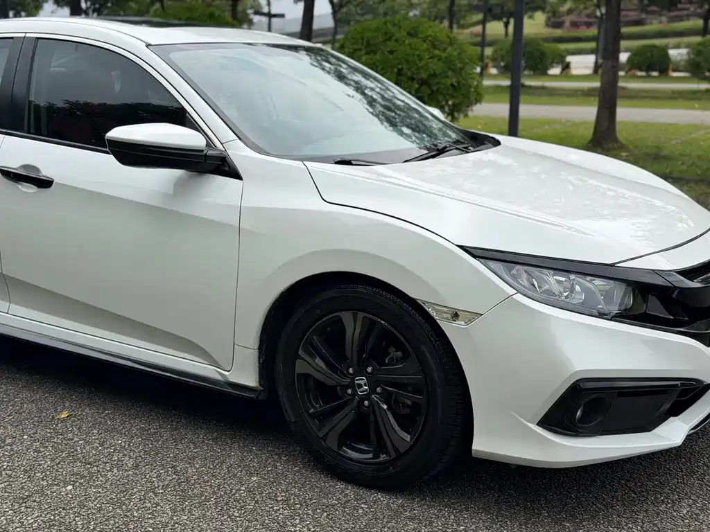Honda Civic 2019 — фото 5