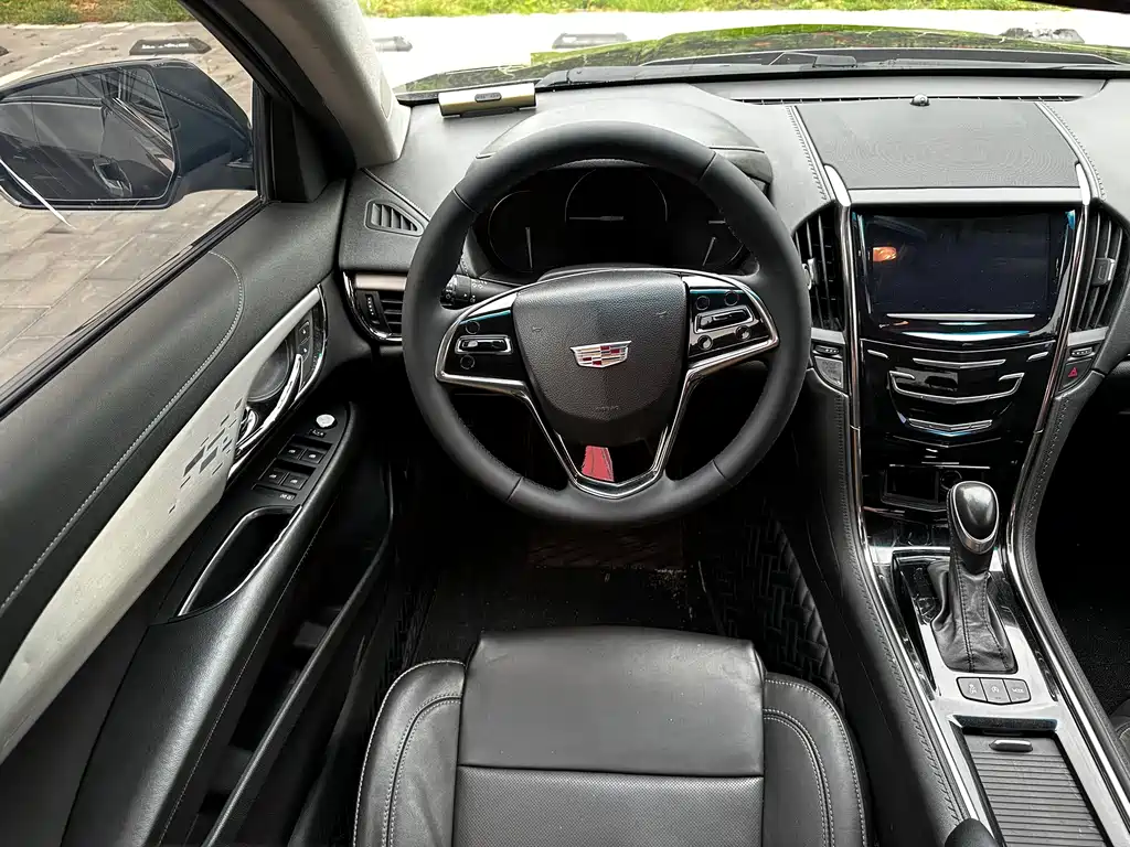 Cadillac ATS-L 2017 — фото 9