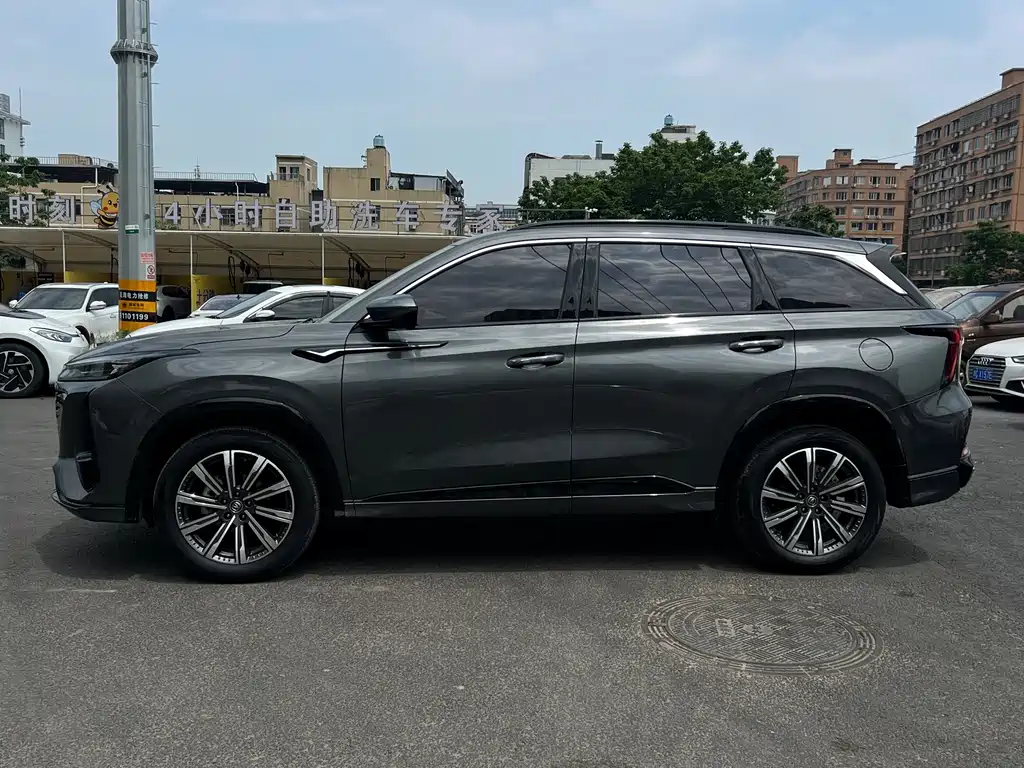 Changan CS75 PLUS 2023 — фото 4