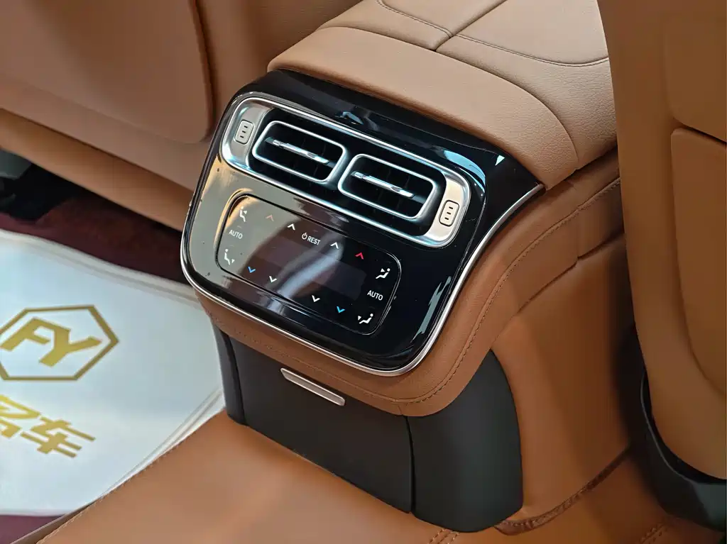 Mercedes-Benz S-Class 2023 — фото 13