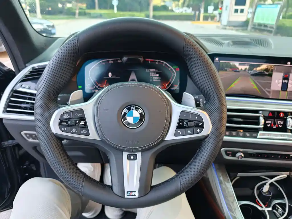 BMW X7 2020 — фото 16