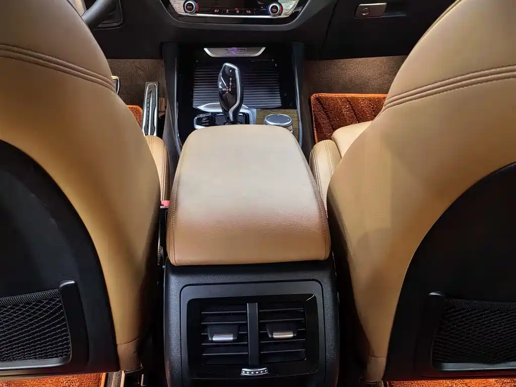 BMW X3 2018 — фото 10