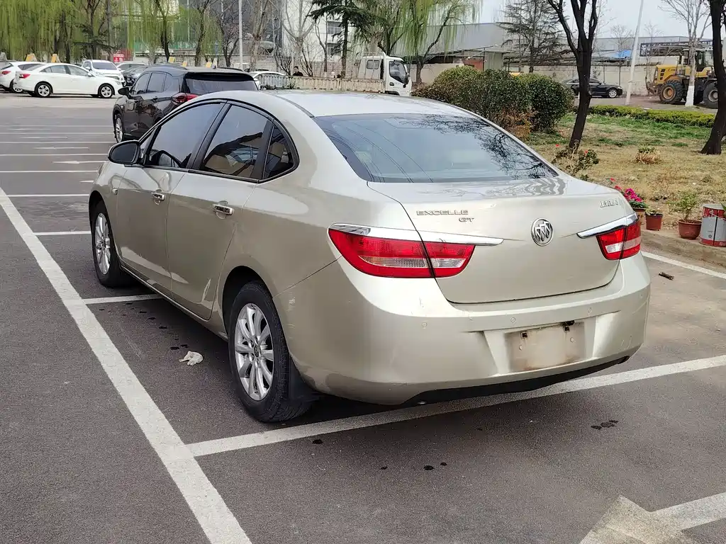 Buick Excelle 2014 — фото 10