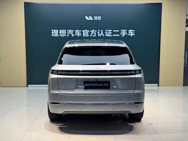 Li Auto L7 2025