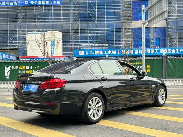 BMW 5 Series 2011