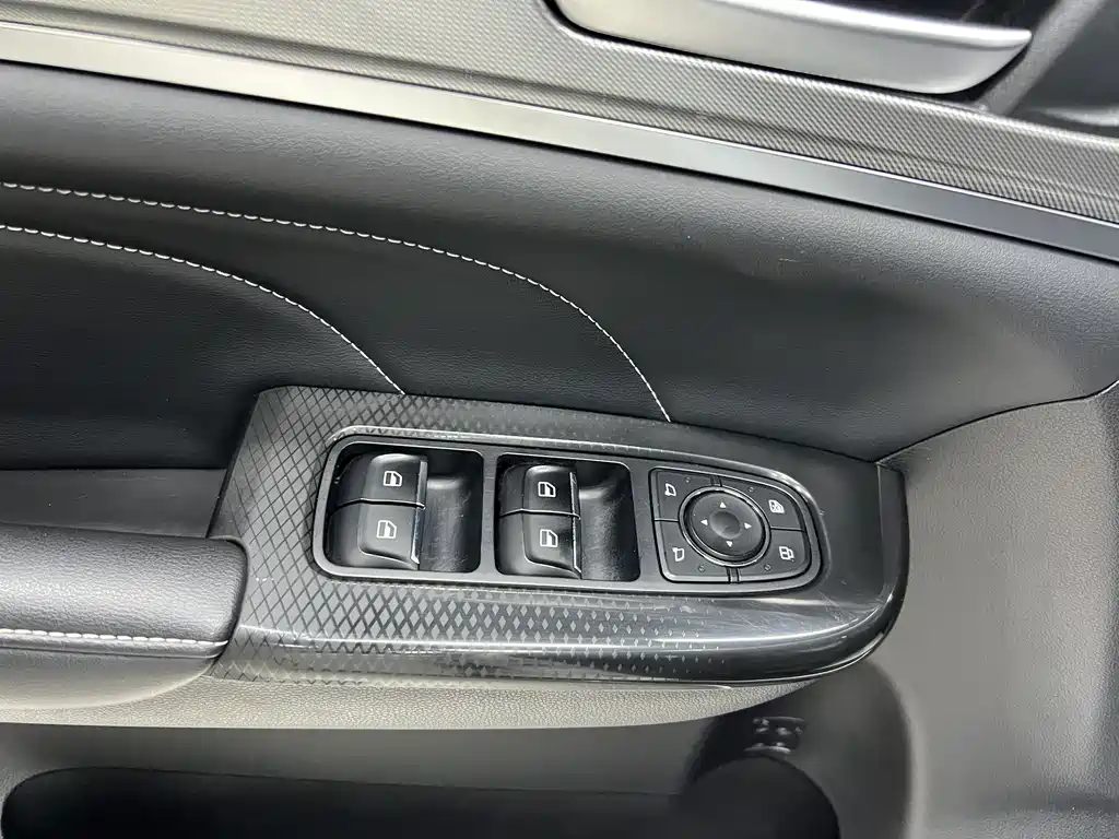 Haval M6 2022 — фото 10