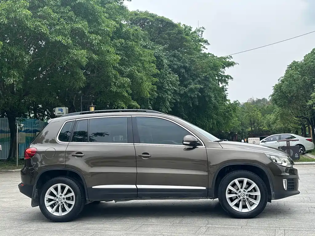 Volkswagen Tiguan 2017 — фото 25