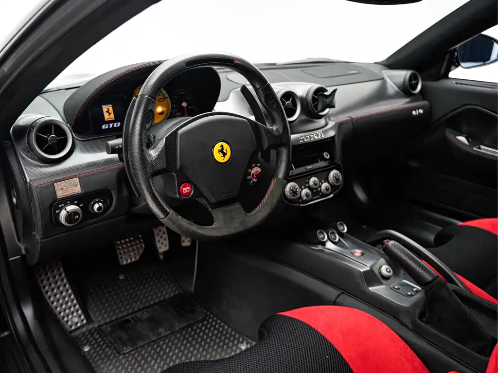 Ferrari 599 2011 — фото 14