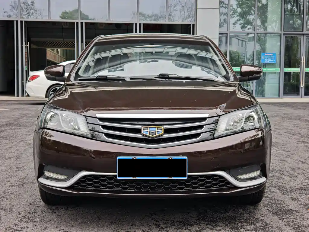 Geely Emgrand 2015 — фото 2
