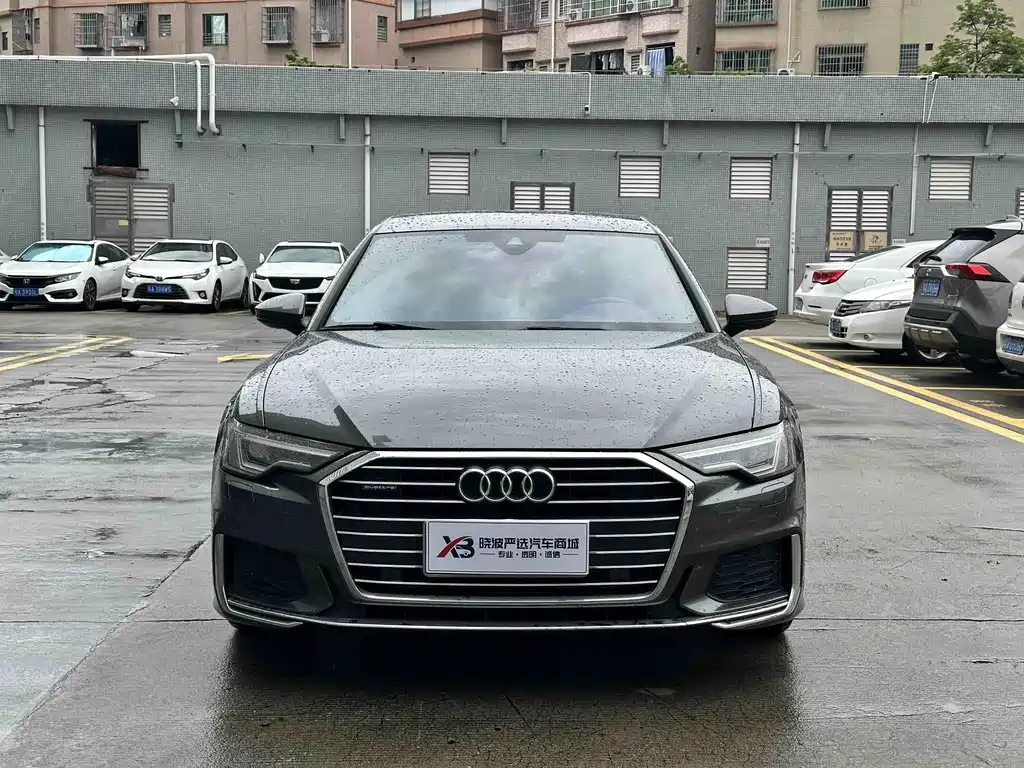 Audi A6L 2022