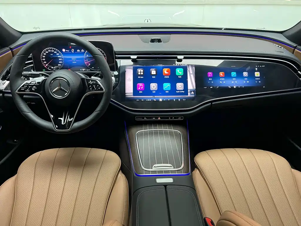 Mercedes-Benz E-Class 2025 — фото 12