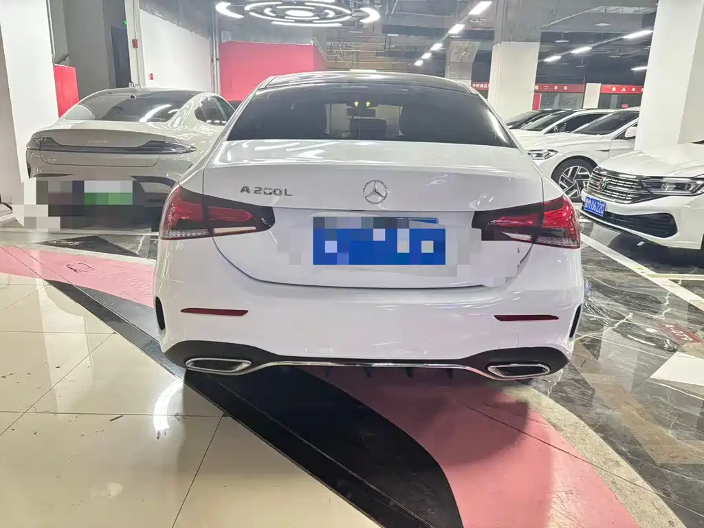 Mercedes-Benz A-Class 2020 — фото 13