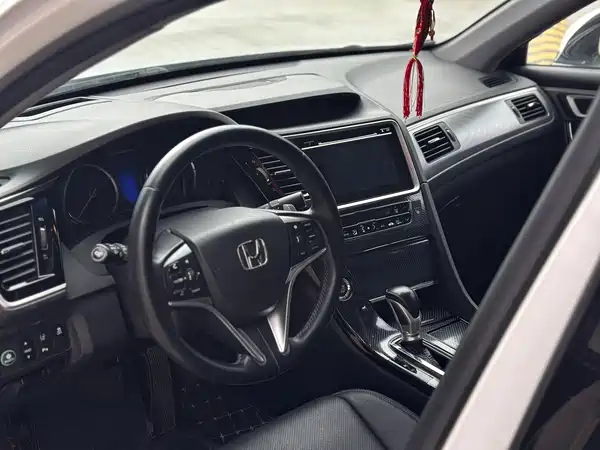 Honda Spirior 2015
