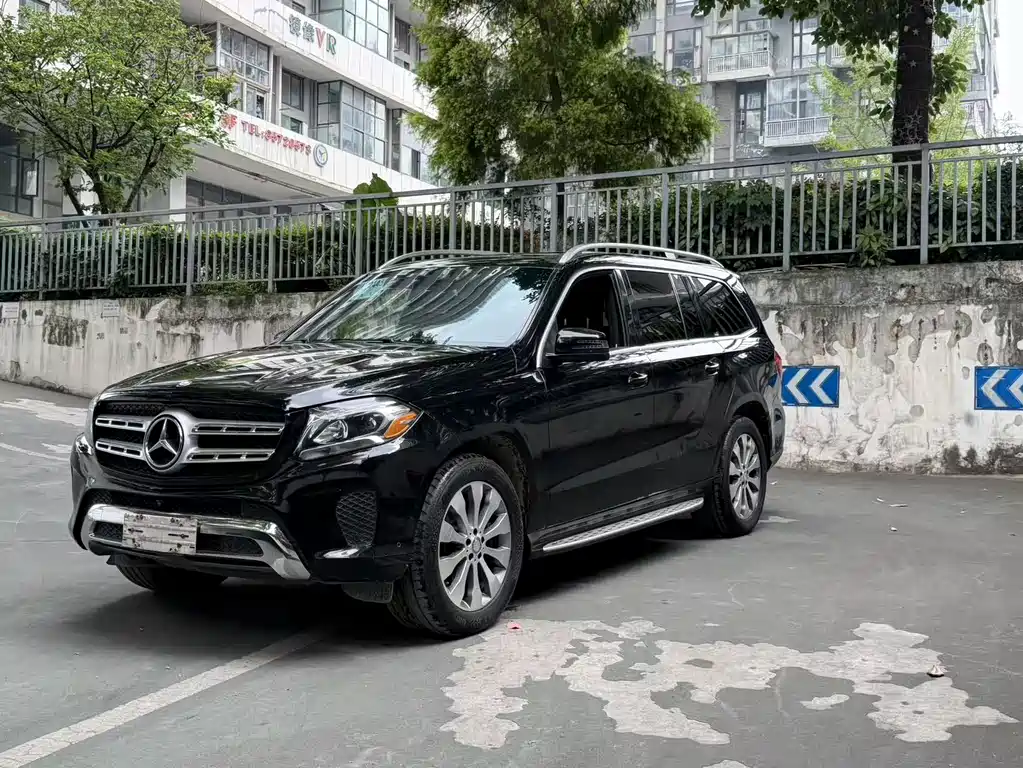 Mercedes-Benz GLS 2017 — фото 1