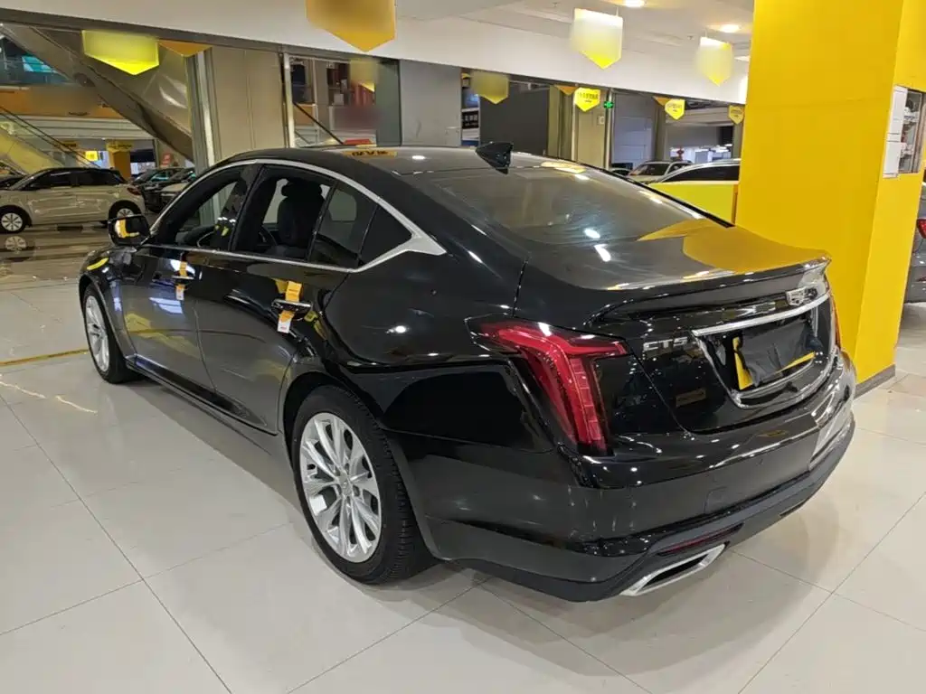 Cadillac CT5 2026 — фото 23