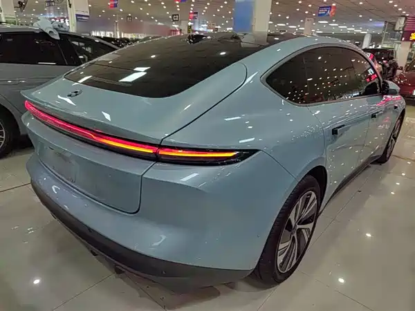 NIO ET5 2022