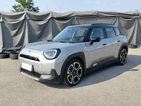 MINI Aceman 2025