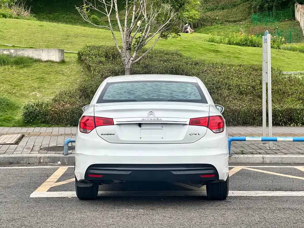 Citroen C4L 2015 — фото 17