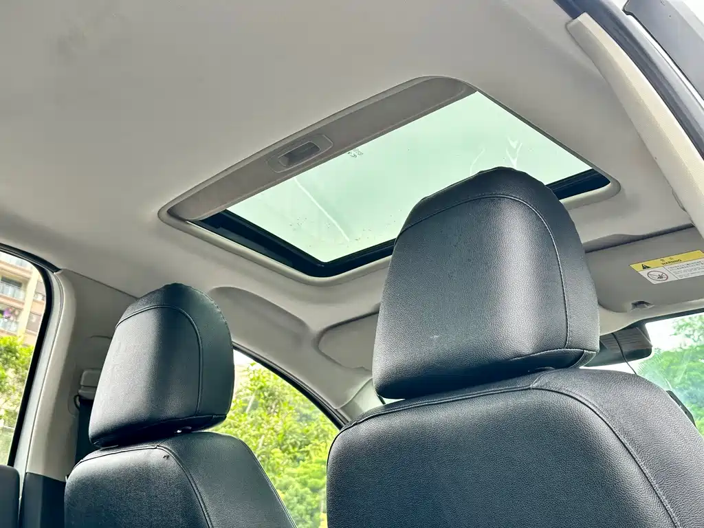 Citroen C4L 2015 — фото 24