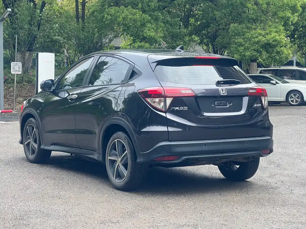 Honda Vezel 2020 — фото 7