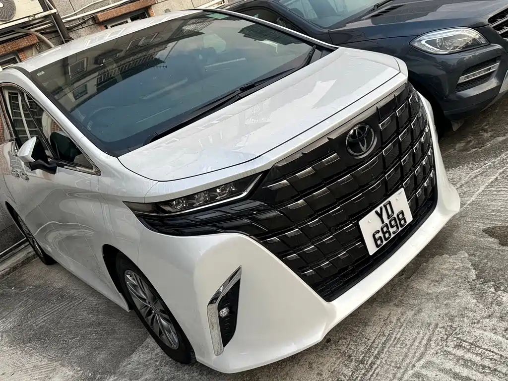Toyota Alphard 2026 — фото 3