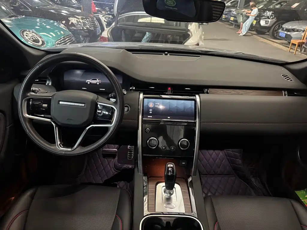 Land Rover Discovery Sport 2023 — фото 6
