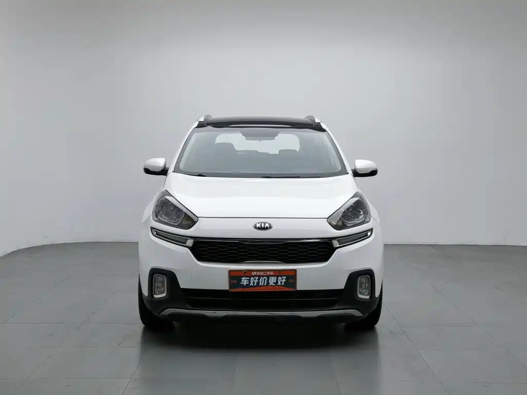 Kia KX3 Proud Running 2016