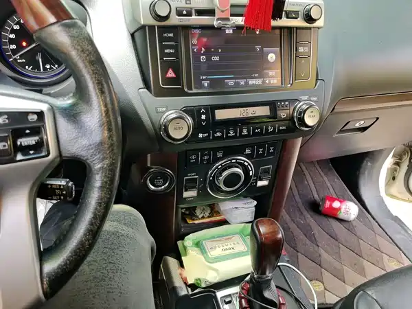 Toyota Prado 2015
