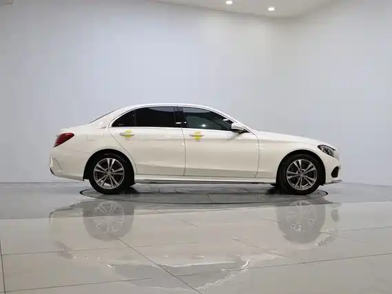 Mercedes-Benz C-Class 2016 — фото 17