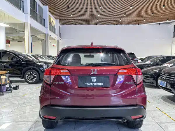 Honda Vezel 2015