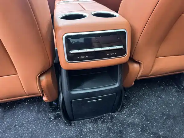 Li Auto L8 2023
